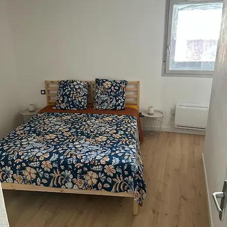 Centre Avec Place De Parking Privee Et Balcon شقة *