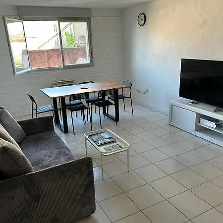 アパート Centre Avec Place De Parking Privee Et Balcon